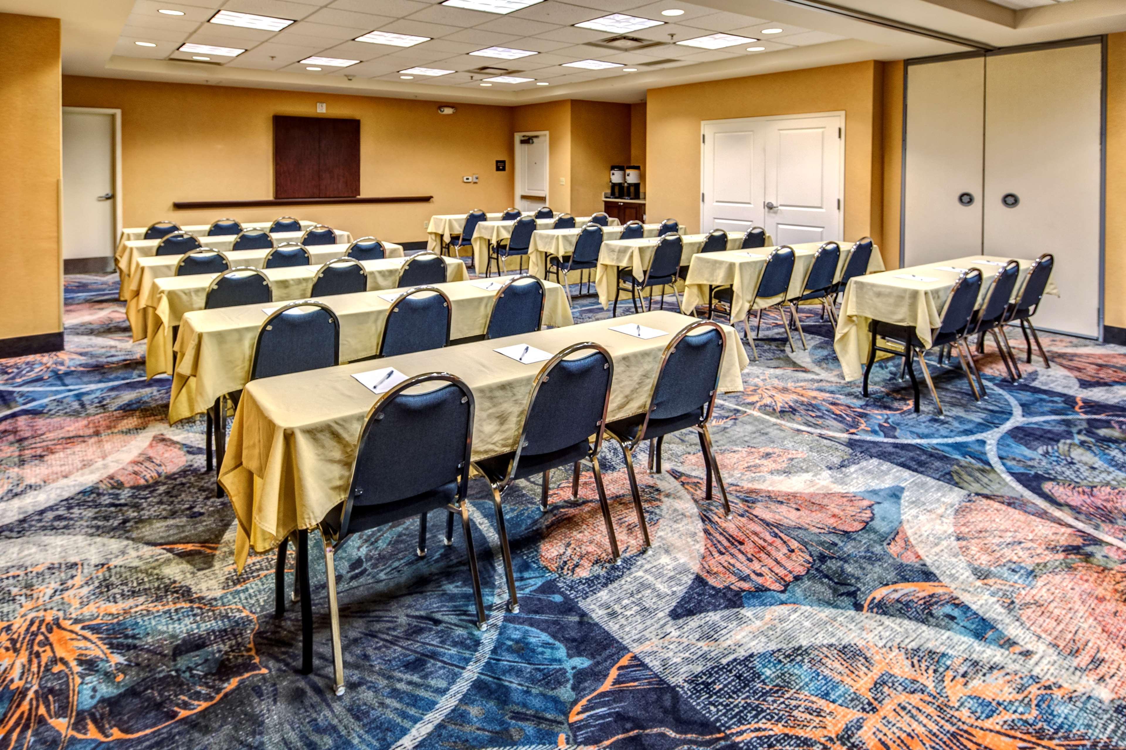 Hampton Inn & Suites Fort Myers Эстеро Экстерьер фото