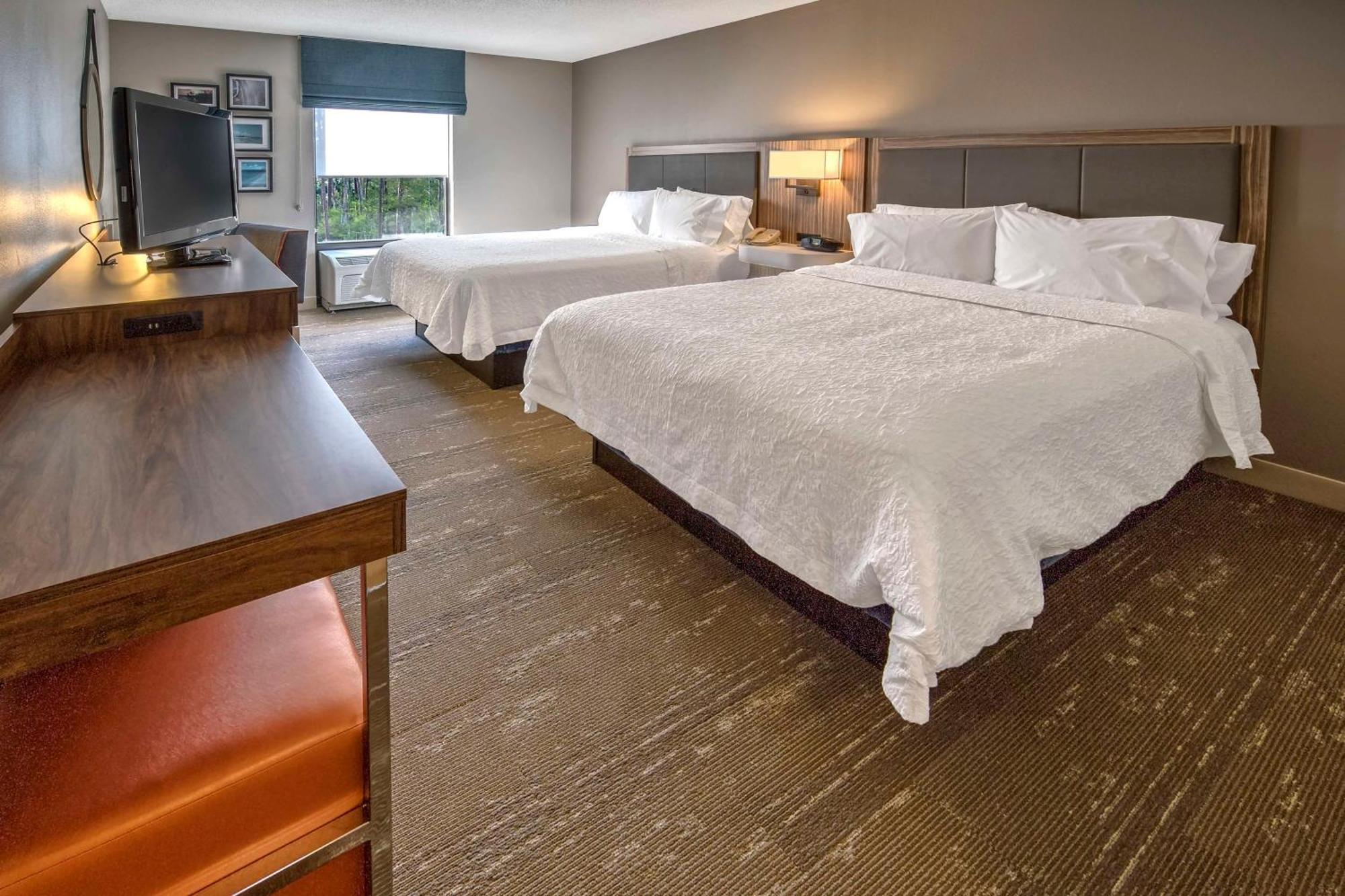 Hampton Inn & Suites Fort Myers Эстеро Экстерьер фото