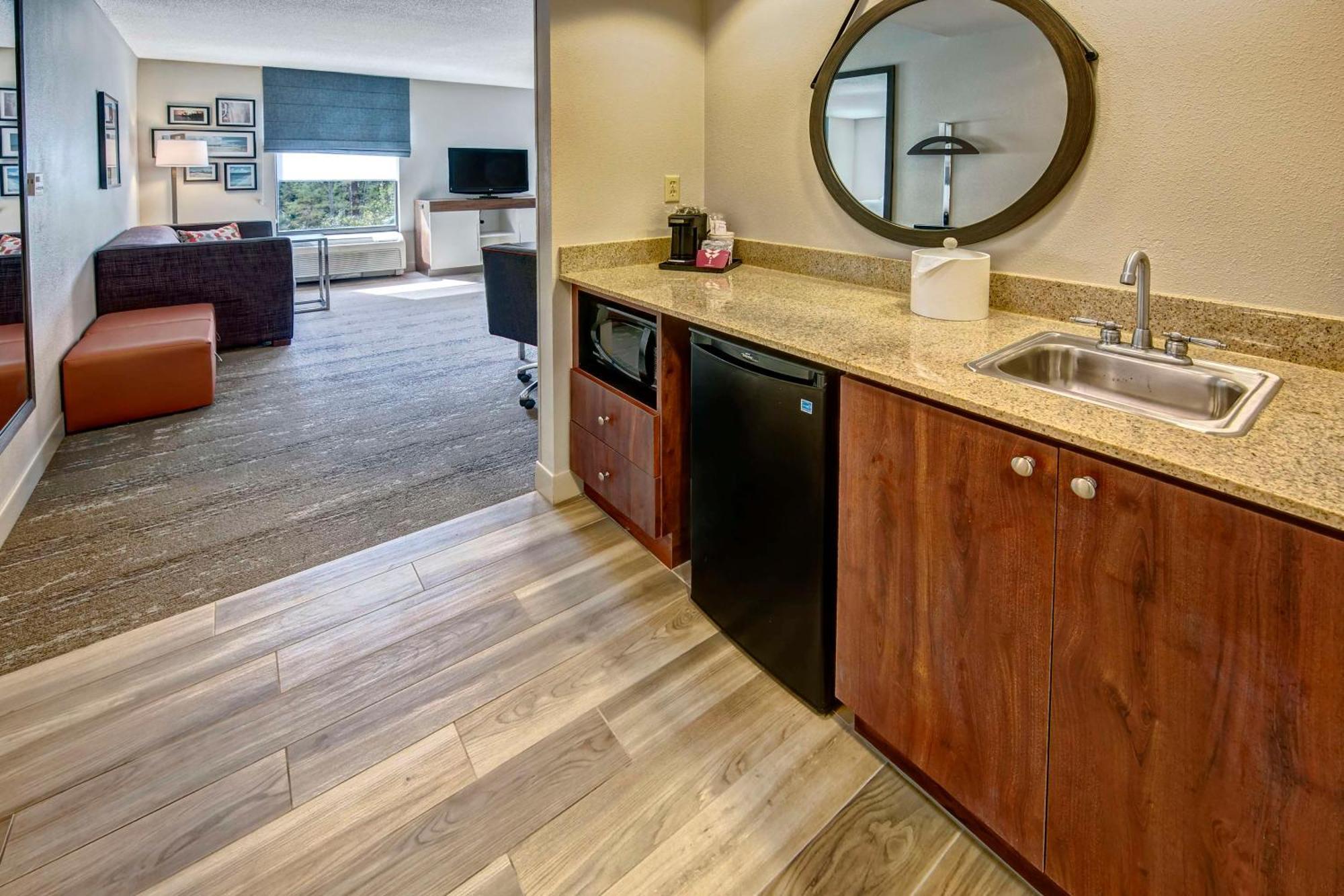 Hampton Inn & Suites Fort Myers Эстеро Экстерьер фото