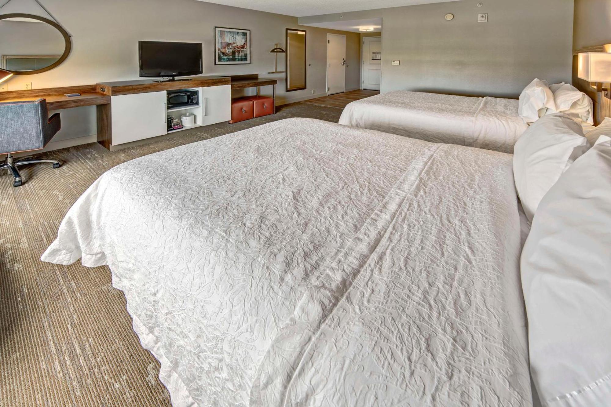 Hampton Inn & Suites Fort Myers Эстеро Экстерьер фото