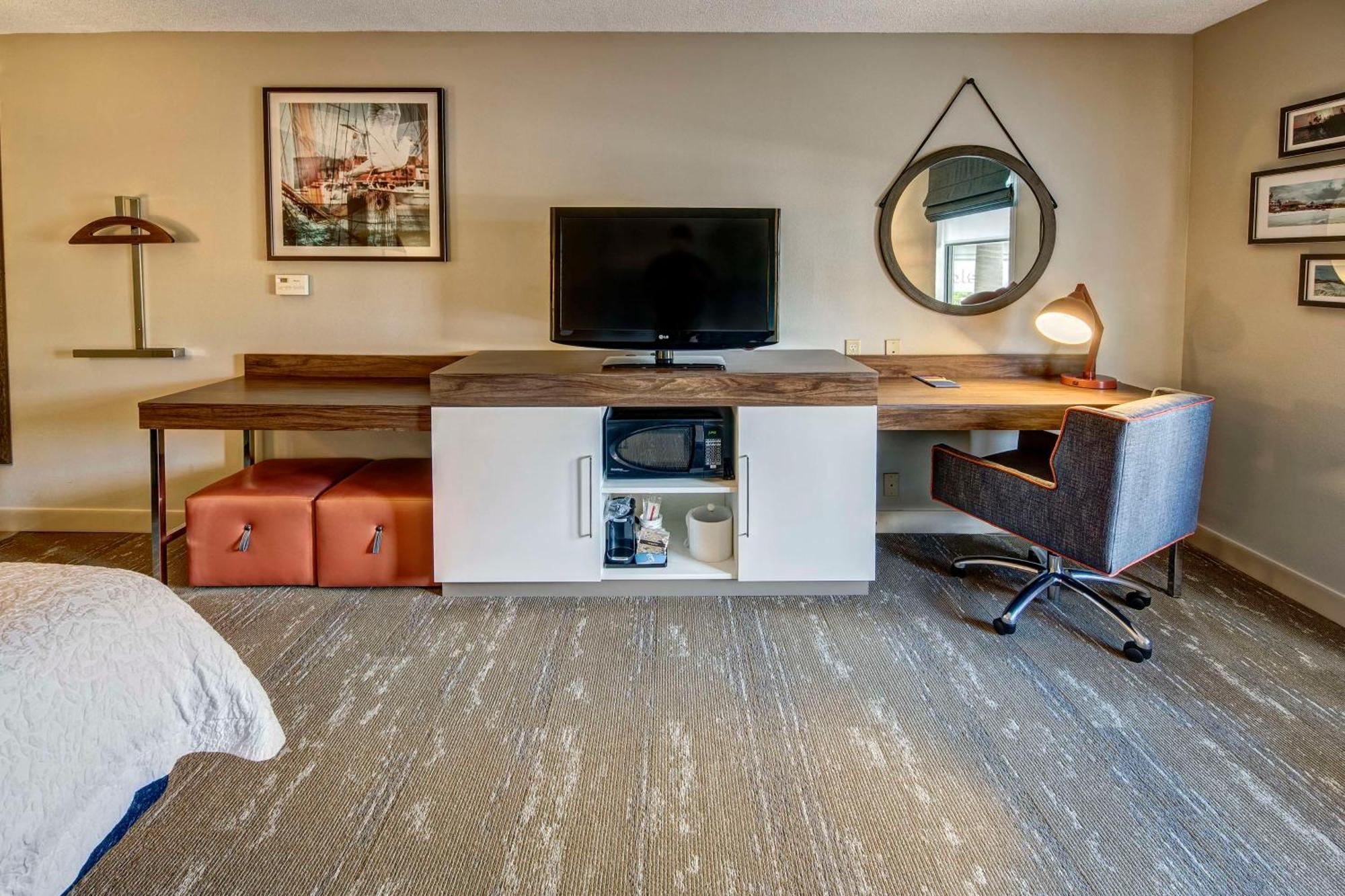 Hampton Inn & Suites Fort Myers Эстеро Экстерьер фото